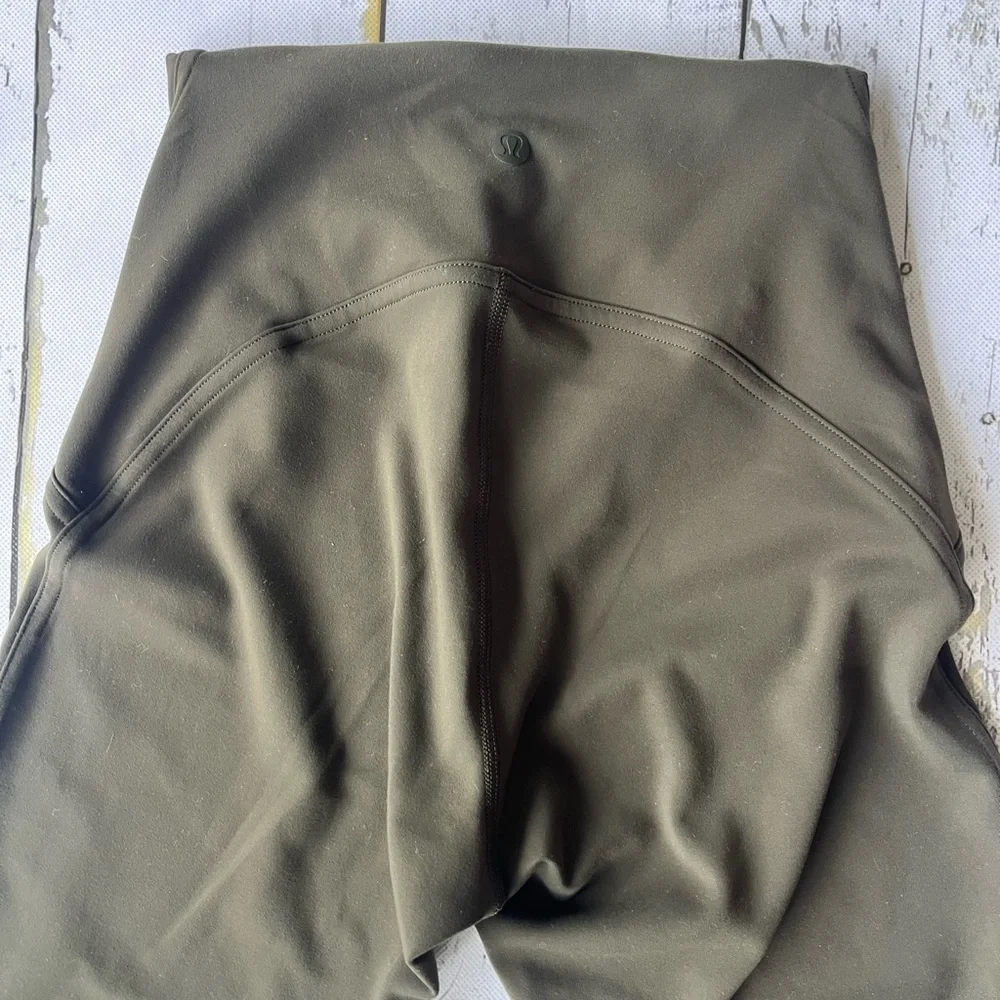 Lululemon Green High Waist Leggings size 2 olive green - Picture 4 of 7